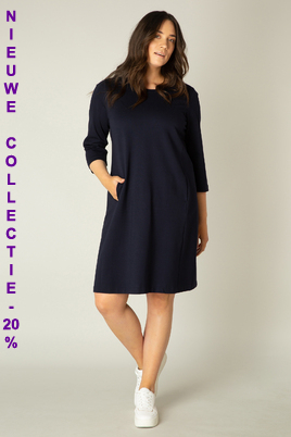 Base Level Curvy jurk Addy