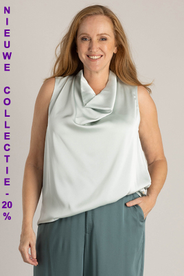 Yest Curve shirt Harriet