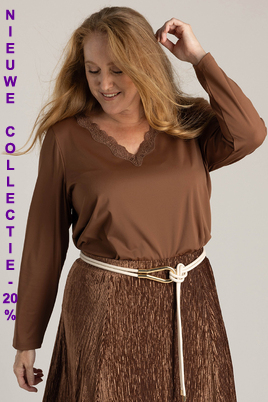 Yest Curve shirt Hulda