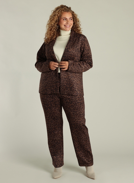 Yest Curve blazer Genevieve