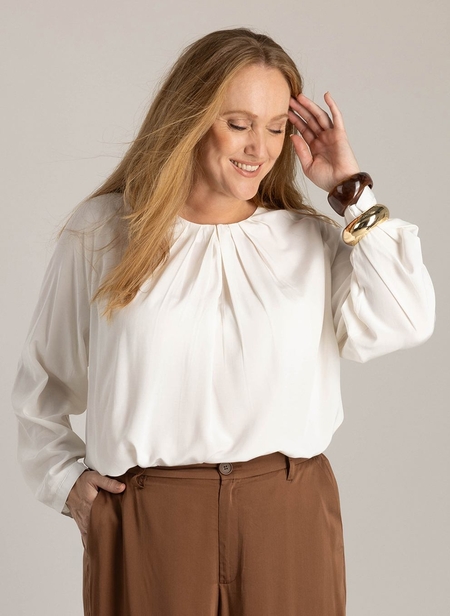 Yest Curve blouse Hazel