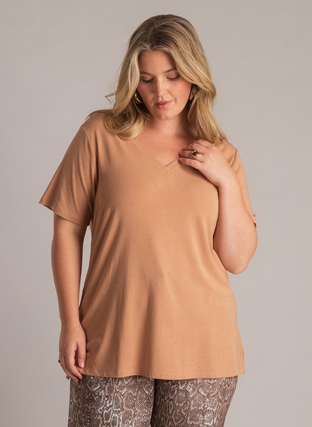 Yest Curve shirt Jelisaveta