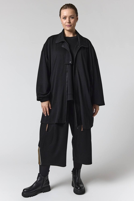 Gozzip Black vest Estrid
