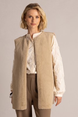 Yest vest Ysavi