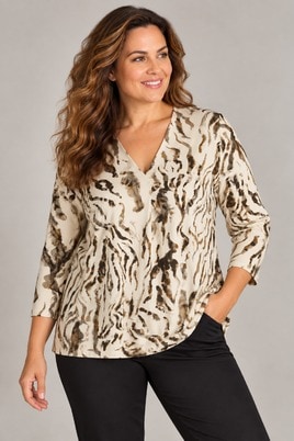 Yest Curve shirt YCtovia