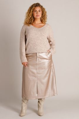 Yest Curve rok YChadia Essential