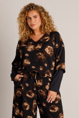 Yest Curve blouse YCzayna